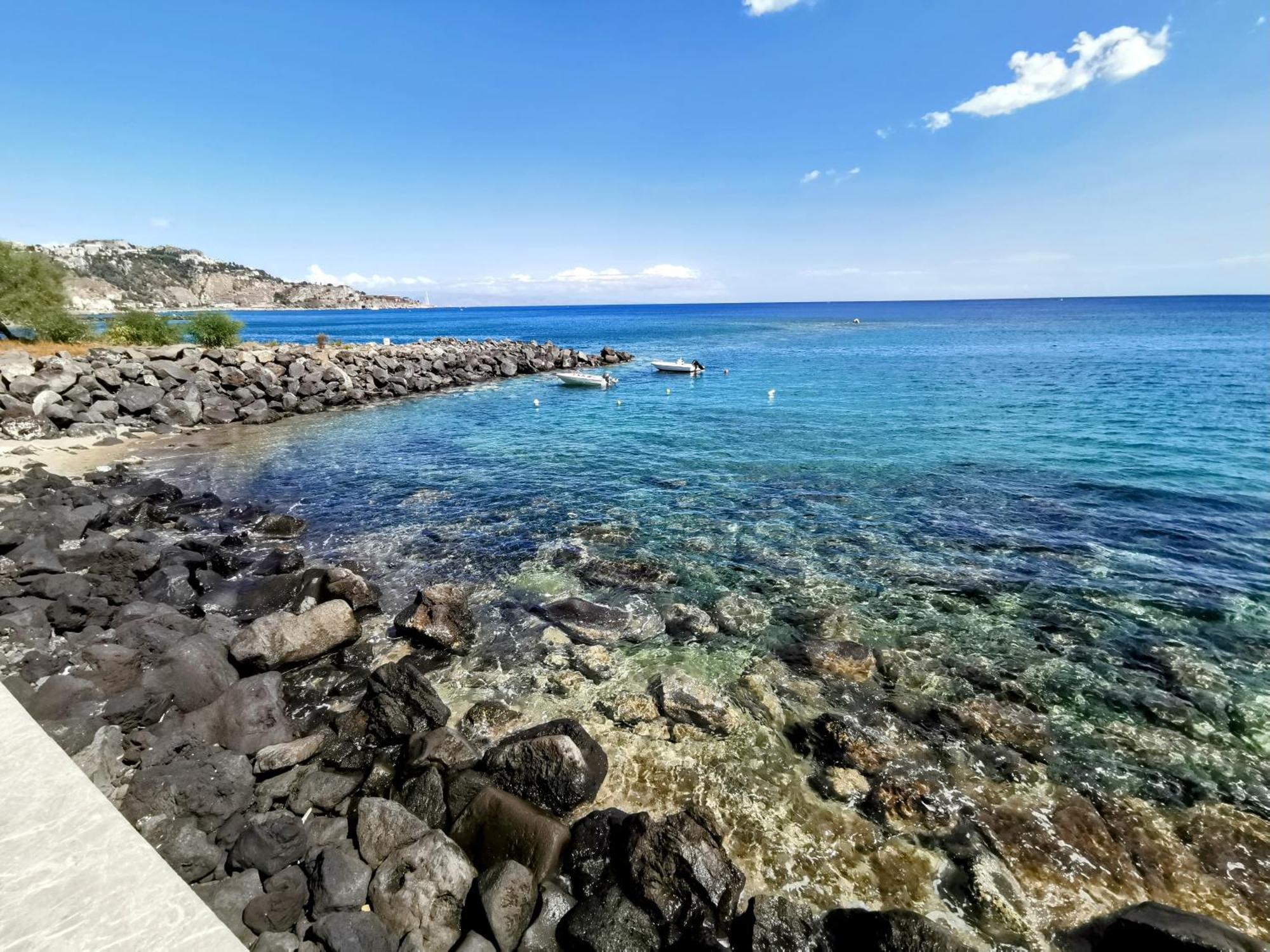 Super Panorama & Astonishing Apartment Seaview Giardini Naxos Exteriér fotografie
