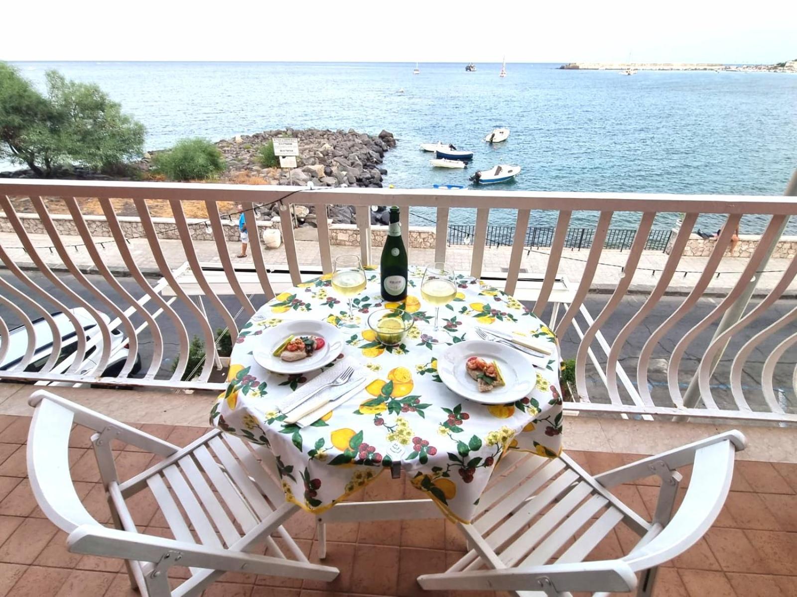 Super Panorama & Astonishing Apartment Seaview Giardini Naxos Exteriér fotografie