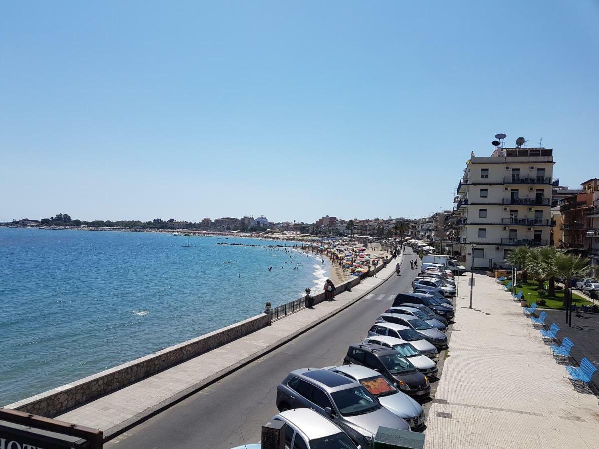 Super Panorama & Astonishing Apartment Seaview Giardini Naxos Exteriér fotografie